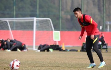 Kaiyun注册入口-国少前腰被徐根宝点醒 蒯纪闻：还没资格接受赞美